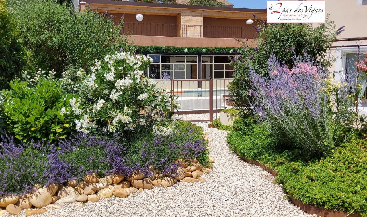 A 2 Pas Des Vignes, Hebergements Et Spa, Maison Numero 6, A Chateauneuf Du Pape Экстерьер фото